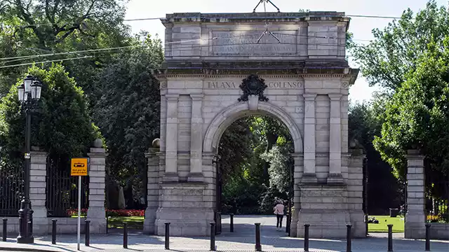 Toegangspoort St Stephen's Green Dublin